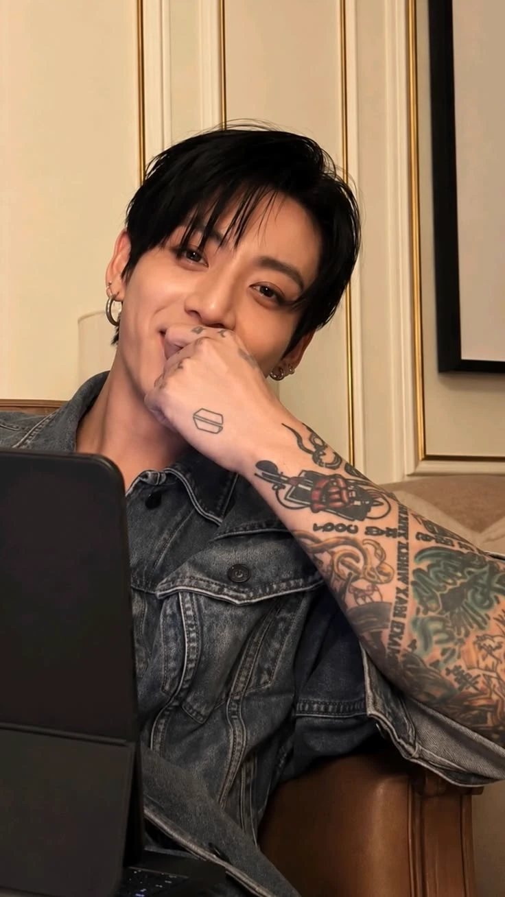 Jeon Jungkook thumbnail