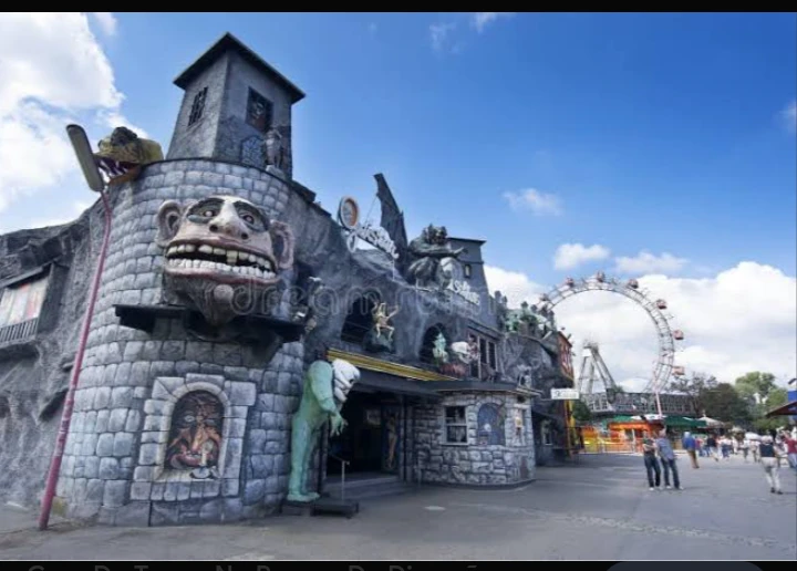 horror park thumbnail