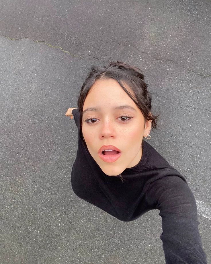 jenna ortega thumbnail