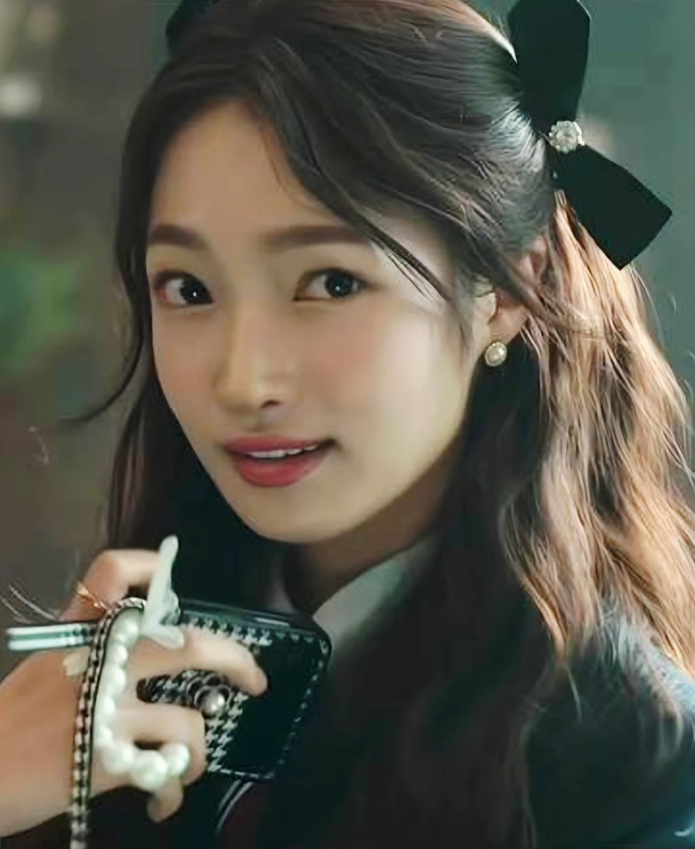 Yoon Hae-Ra thumbnail