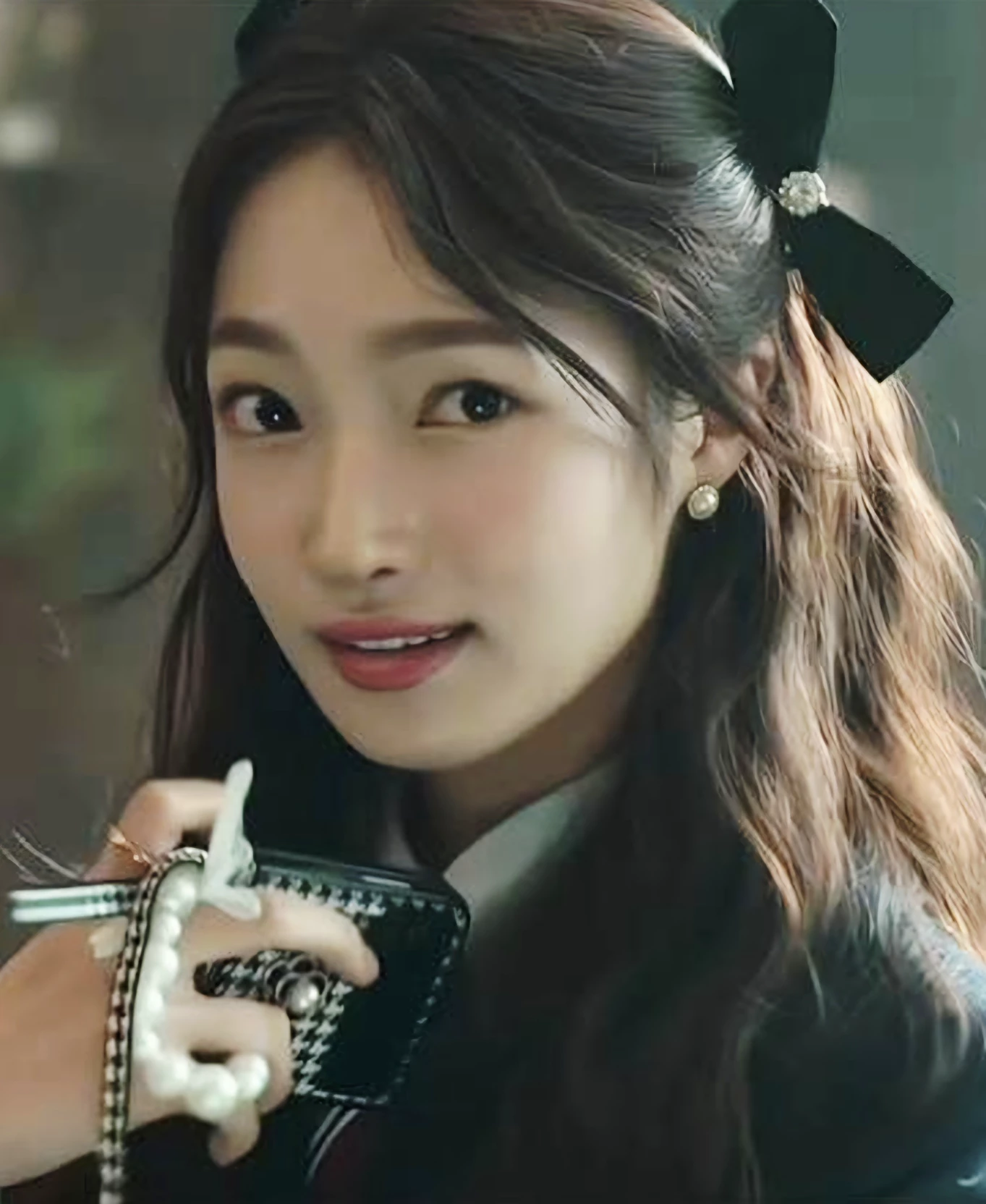 Yoon Hae-Ra thumbnail