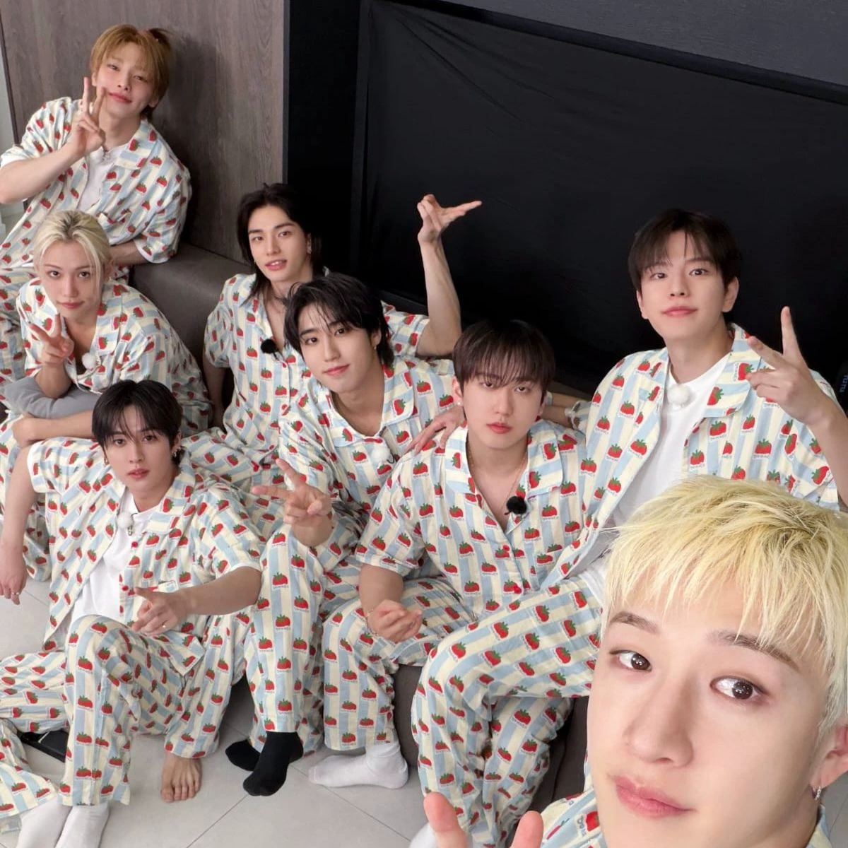 Straykids Manager Mother thumbnail