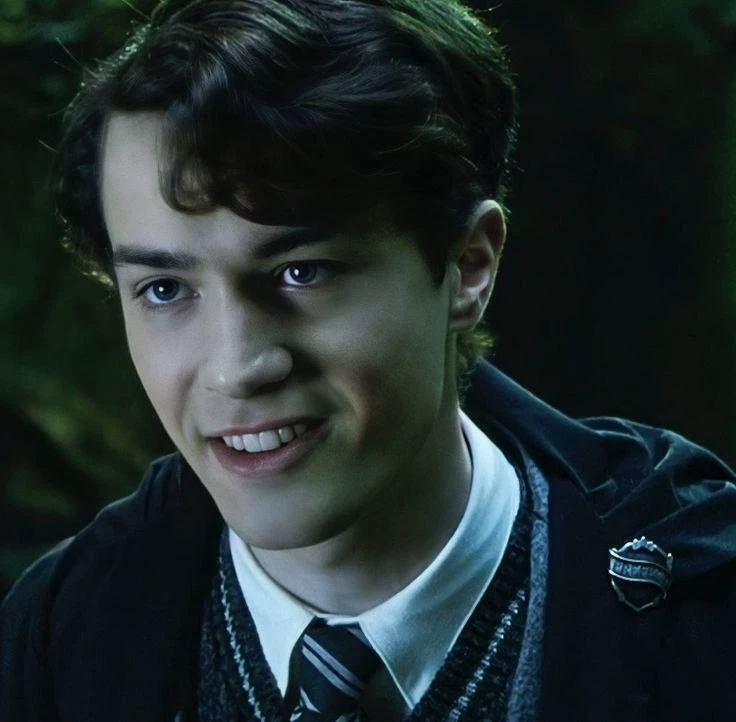 Tom Marvolo Riddle  thumbnail