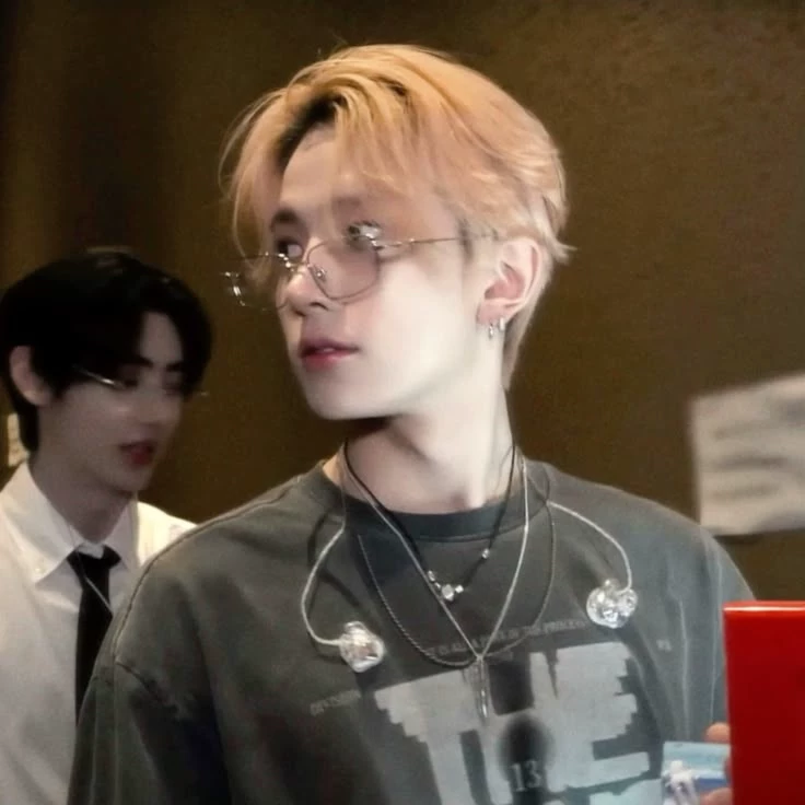 Heeseung thumbnail