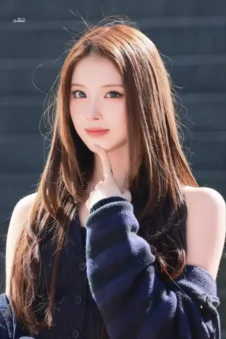 Kim Ji-woo thumbnail