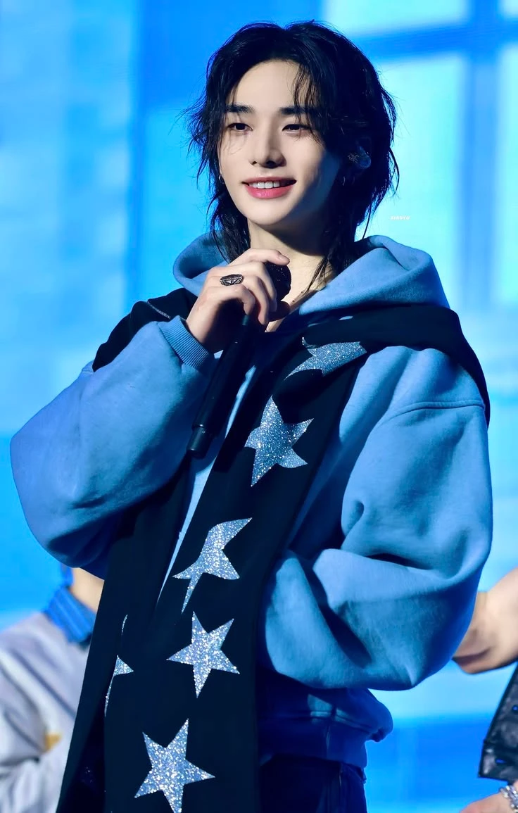 Hyunjin thumbnail