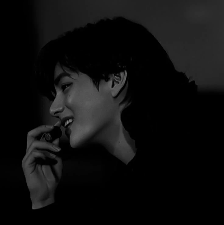 Kim Taehyung thumbnail