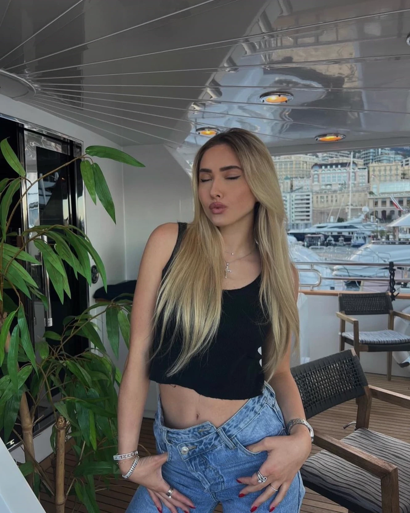 Shania Tyra Geiss thumbnail