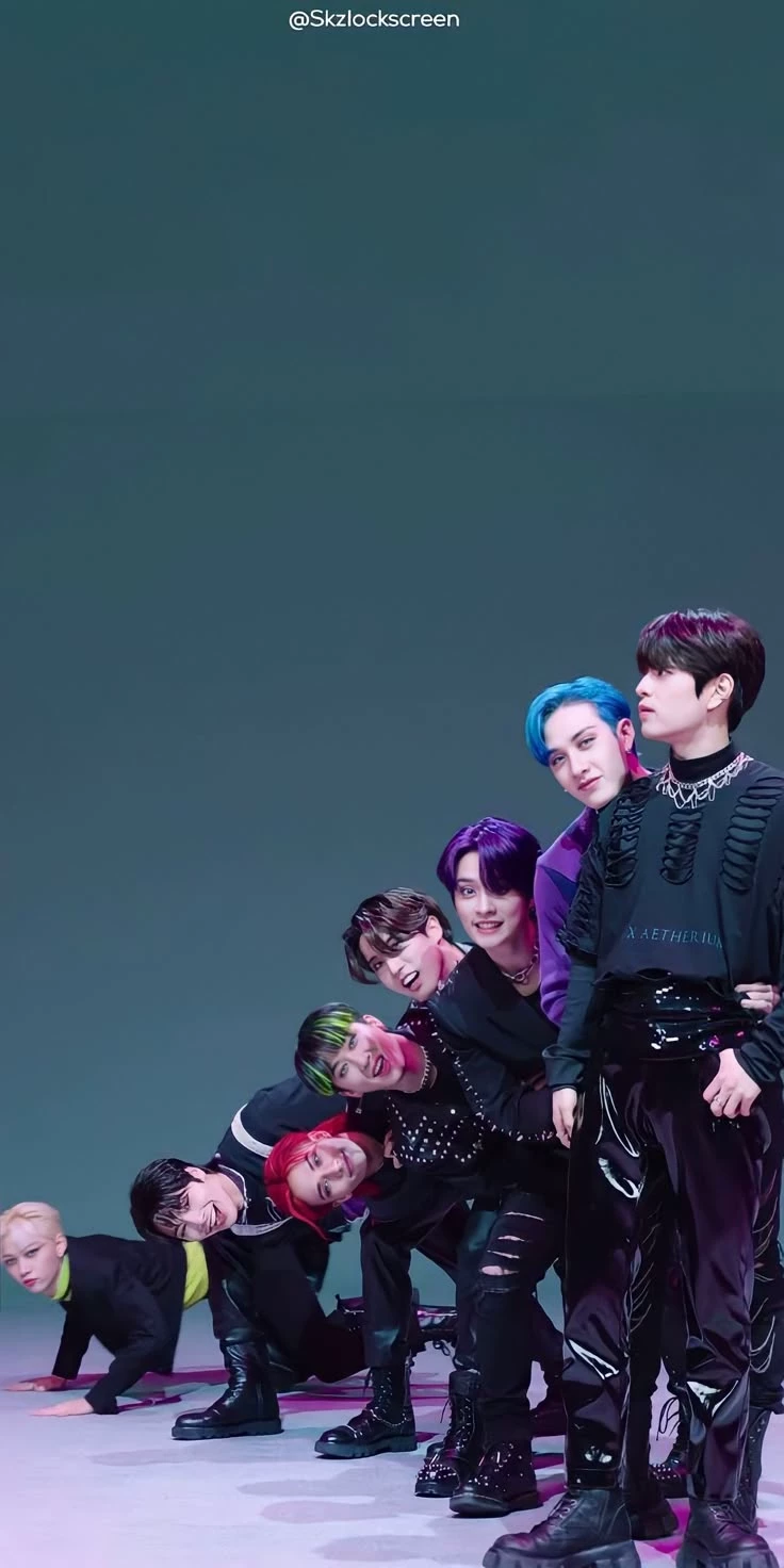 STRAYKIDS thumbnail