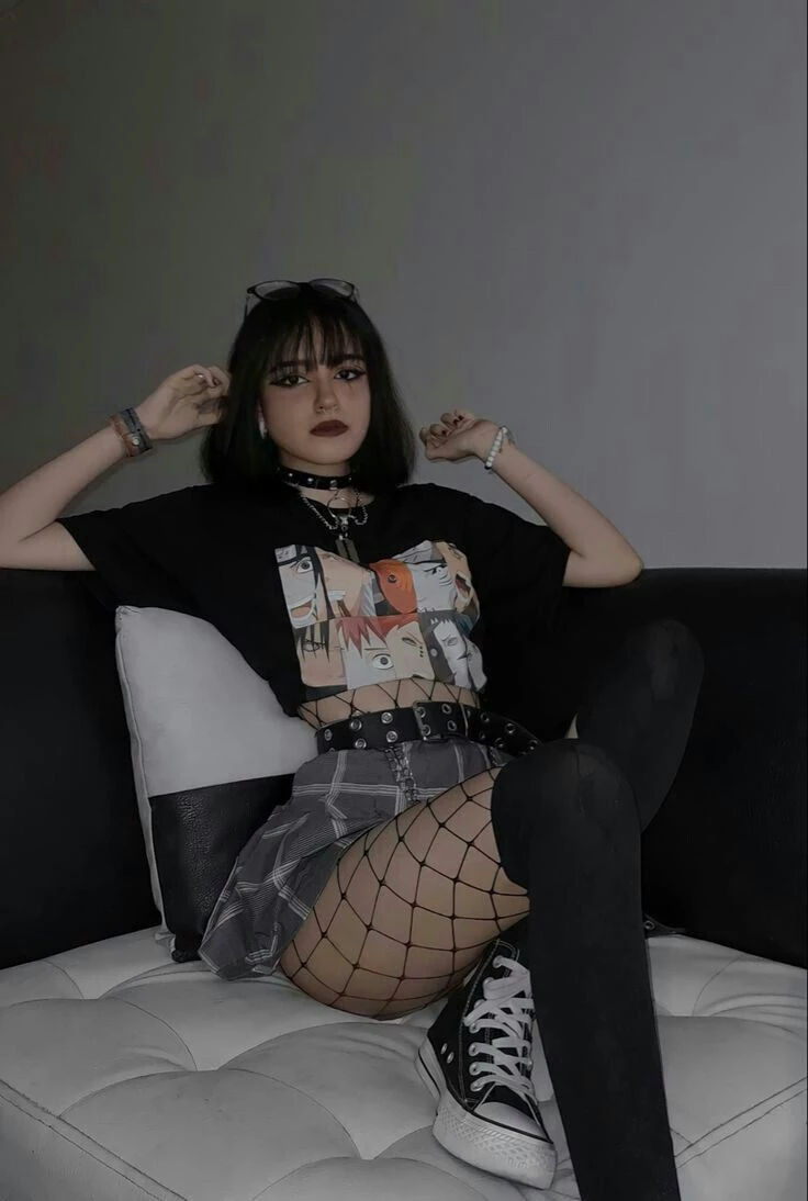 ellie, your gothic girlfriend (GL) thumbnail
