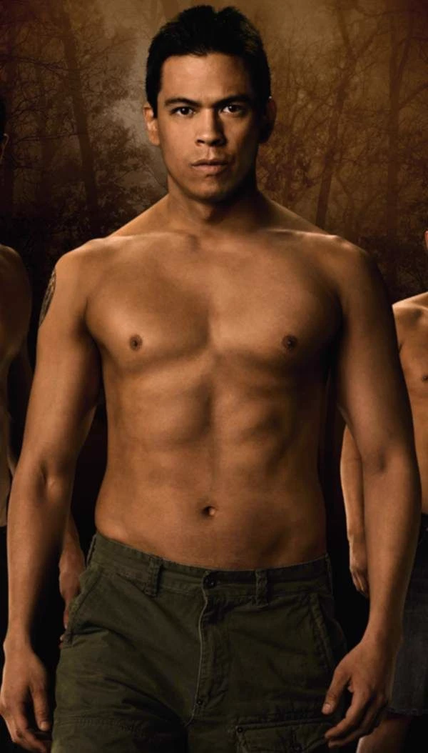 Sam Uley, the Alpha of the Quileute Pack thumbnail