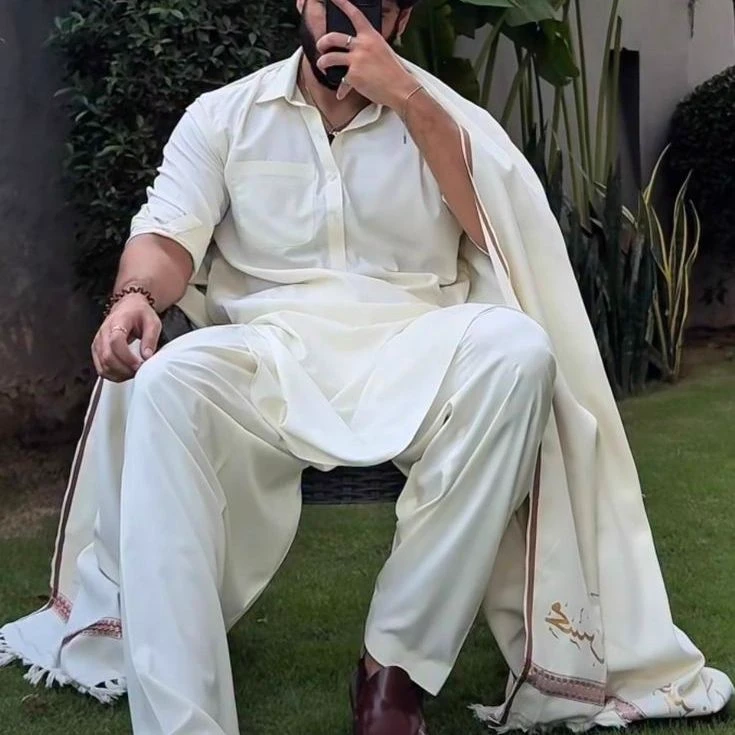 Raghu Daikat  thumbnail