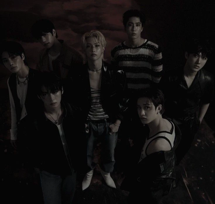 Stray Kids Zombie Apocalypse thumbnail
