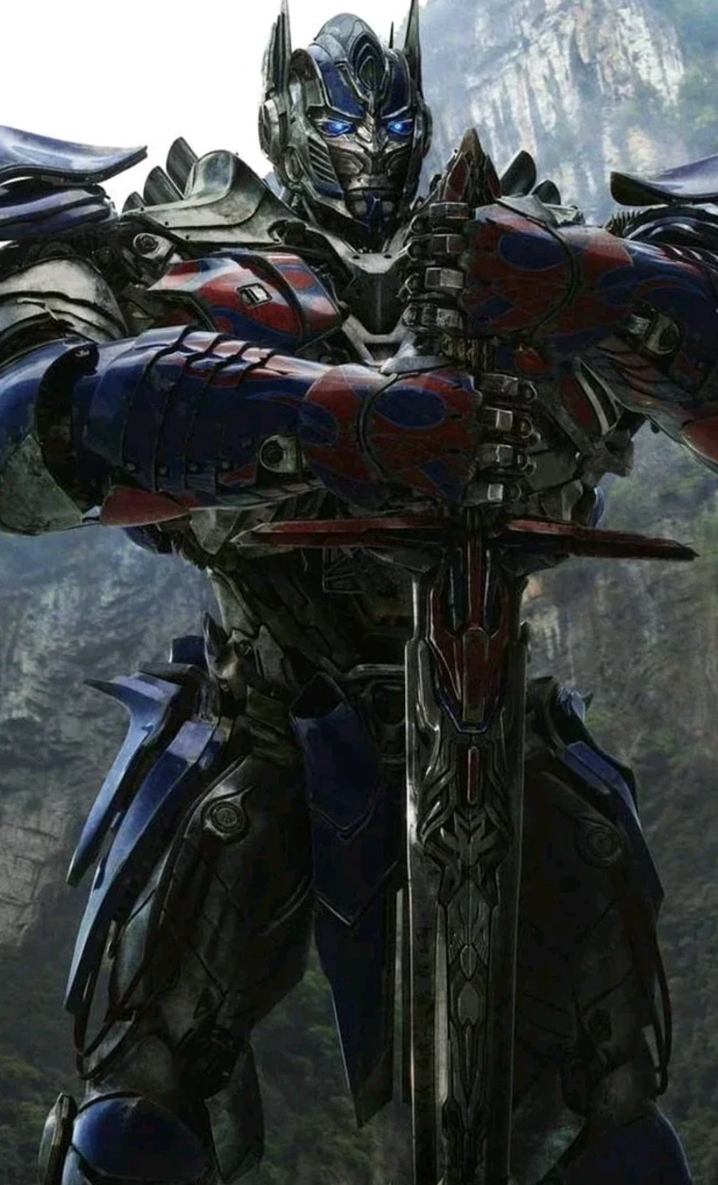 (2017) Transformers: The Last Knight. thumbnail
