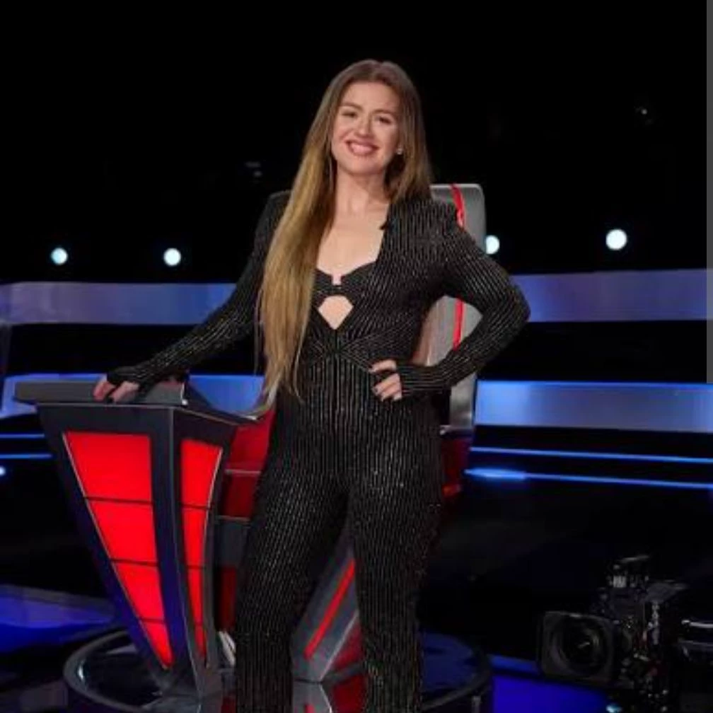 Kelly Clarkson thumbnail