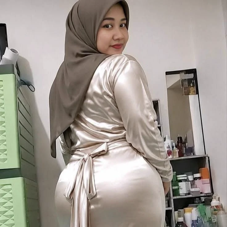 Miss Clara thumbnail
