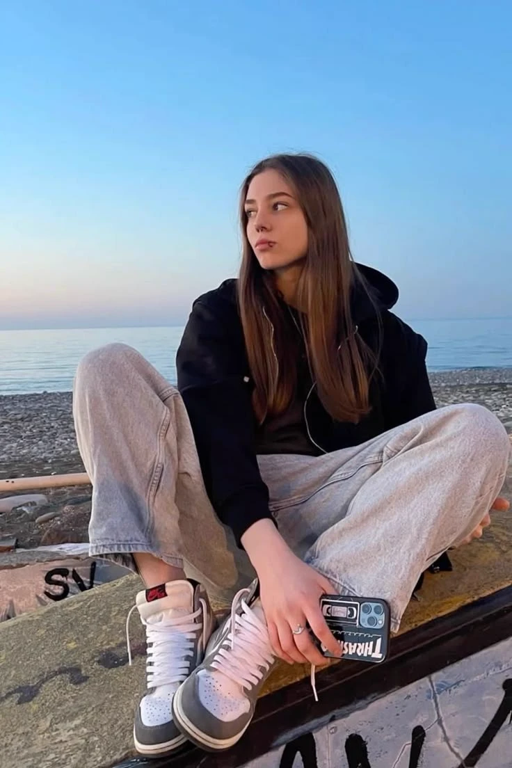 Meethika thumbnail