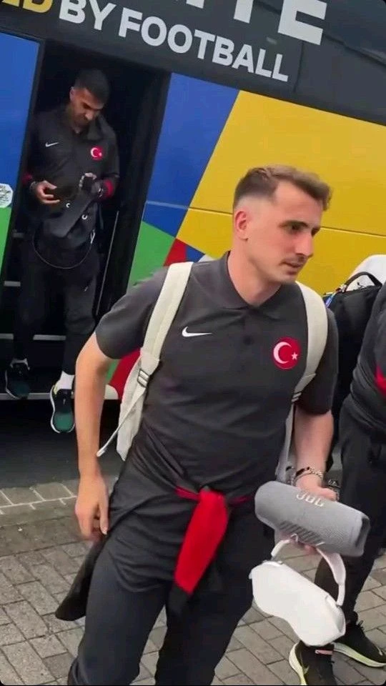 Kerem Aktürkoğlu thumbnail
