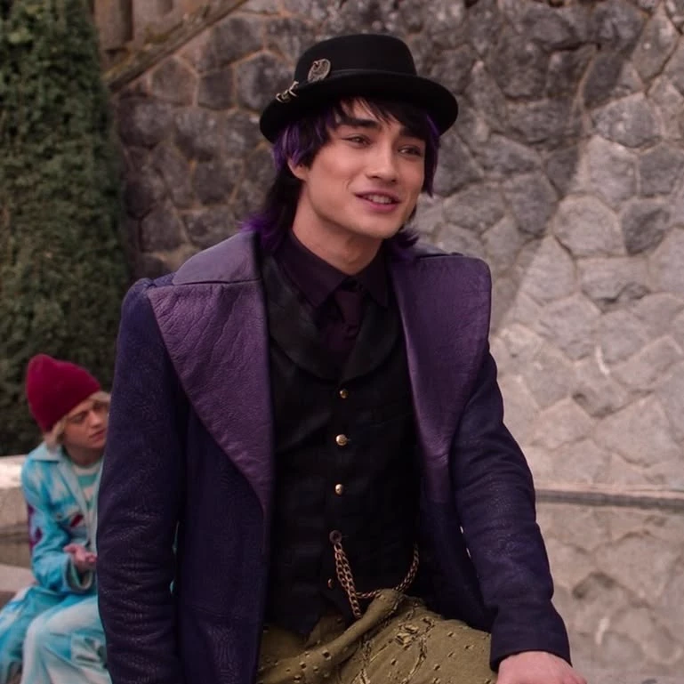 Max hatter thumbnail