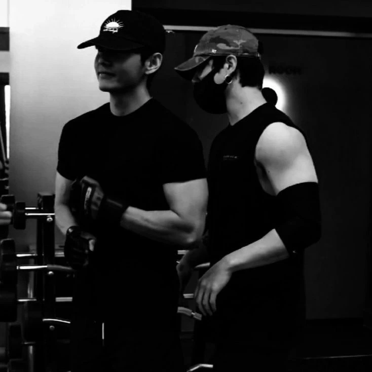 Kim Taehyung and Jeon Jungkook thumbnail