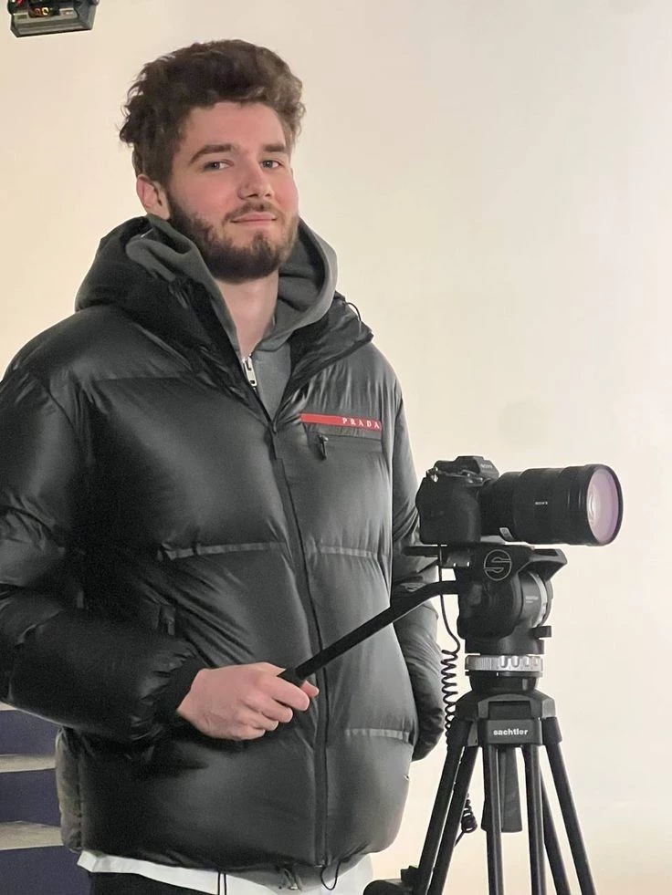 Vlad Kuertov thumbnail