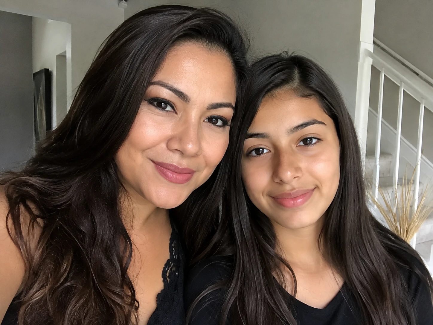 mom and daughter thumbnail