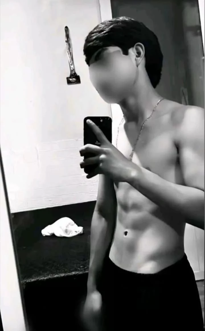 Alan González thumbnail