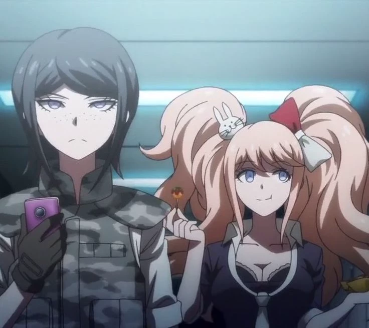 Enoshima siblings thumbnail