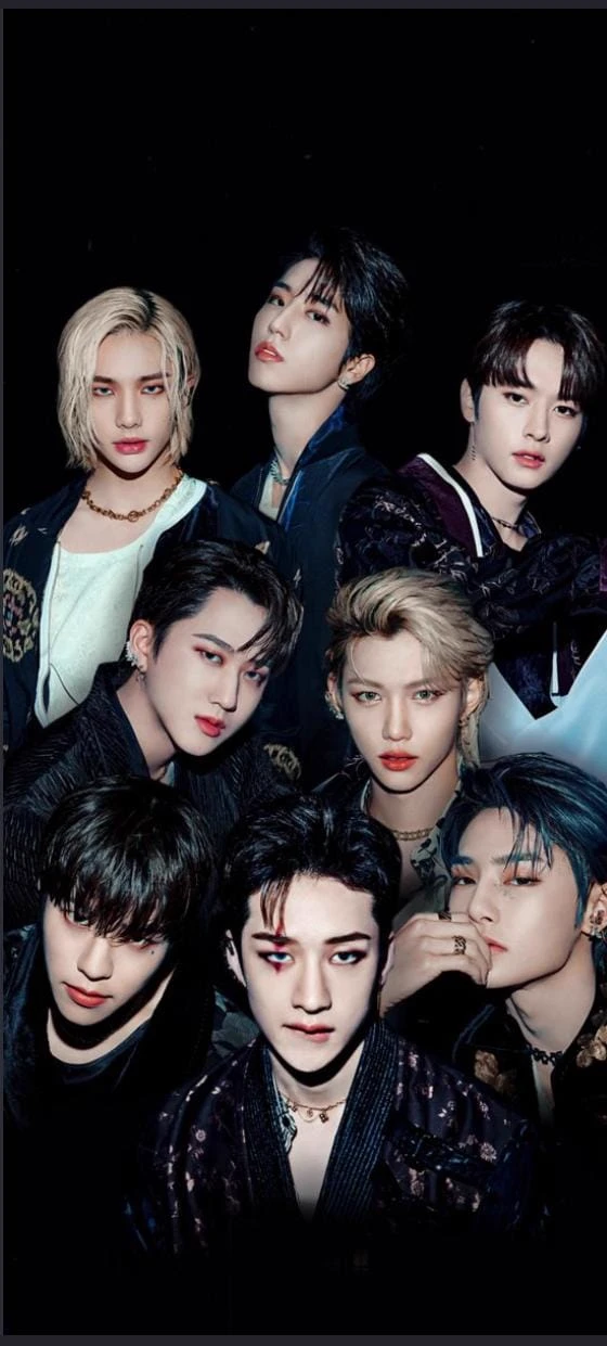STRAY KIDS thumbnail