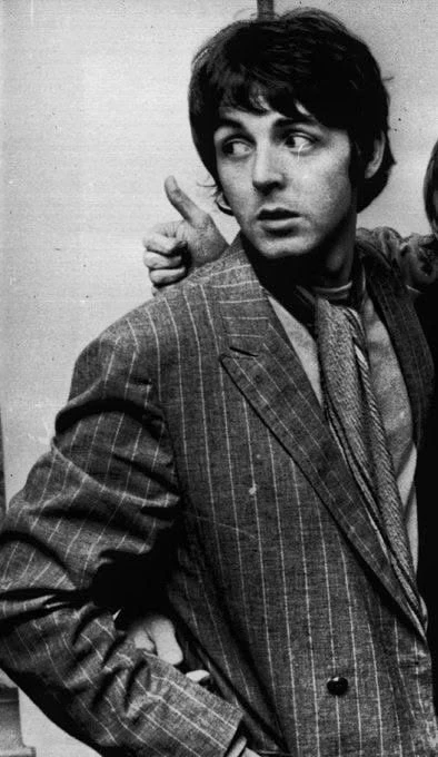 Paul McCartney thumbnail