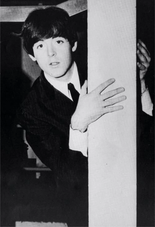 Paul McCartney thumbnail
