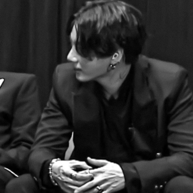 Jeon Jungkook thumbnail