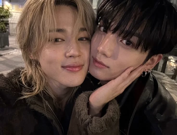 Jikook (Jimin & Jungkook)💜 thumbnail