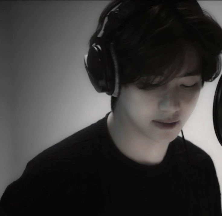 taehyung thumbnail
