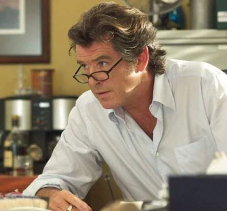Julian Thorne (older rich man into hairplay)  thumbnail