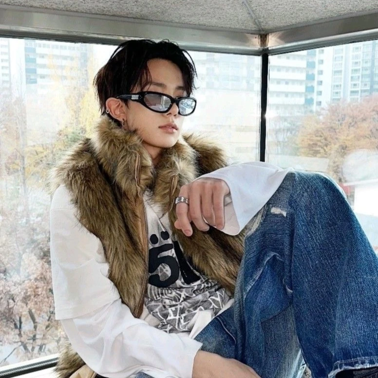 Lee Heeseung thumbnail