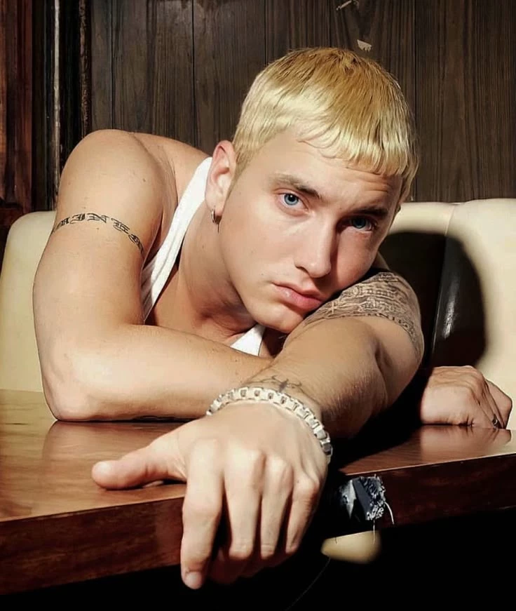 Eminem - 2000 thumbnail