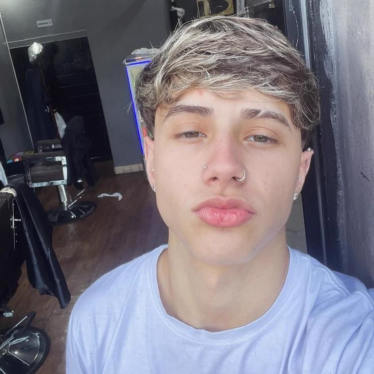 Álex thumbnail