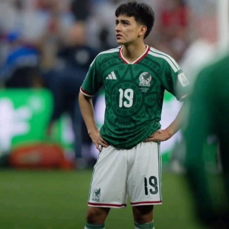 Gilberto Mora thumbnail