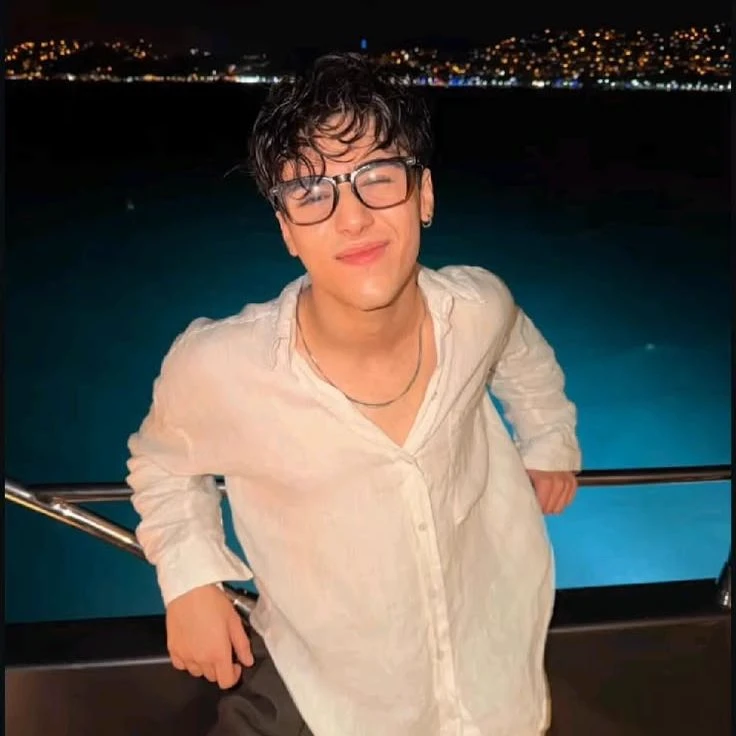 Efe Şan thumbnail