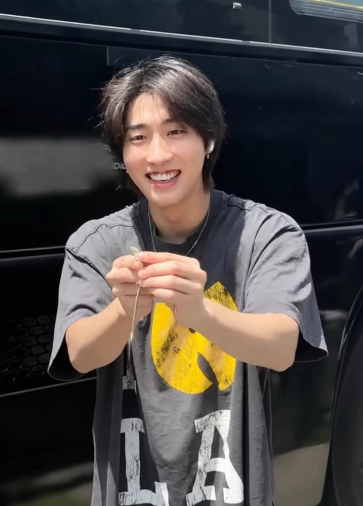 Han Jisung thumbnail