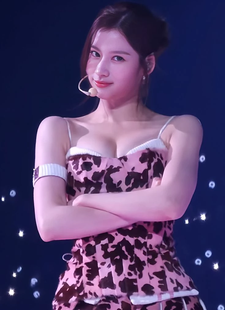 Sana - concert thumbnail