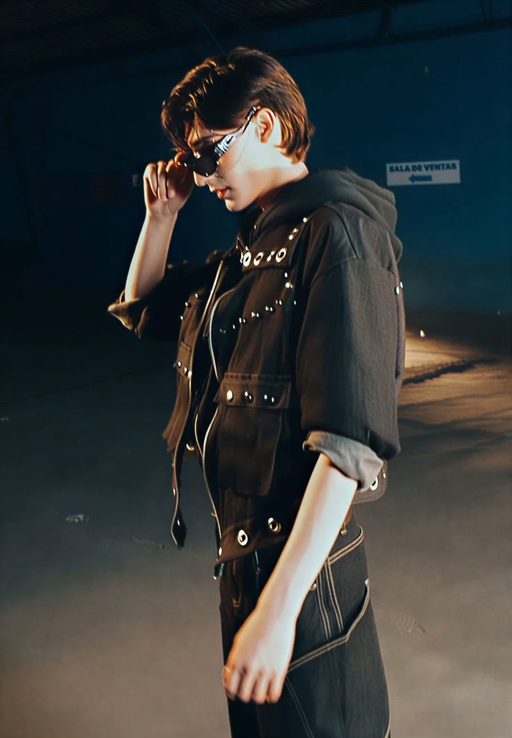 Jota (Q_are) thumbnail