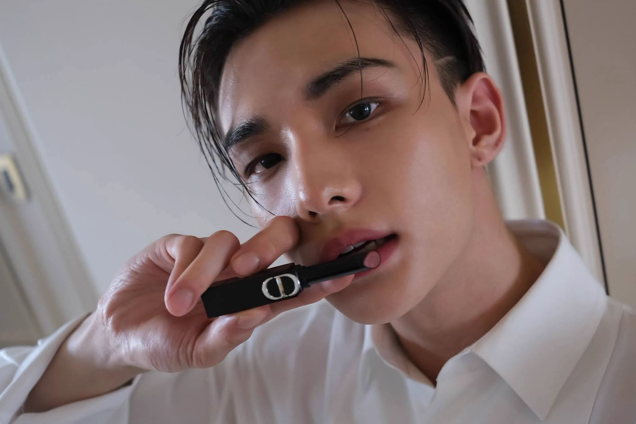 Hwang Hyunjin  thumbnail