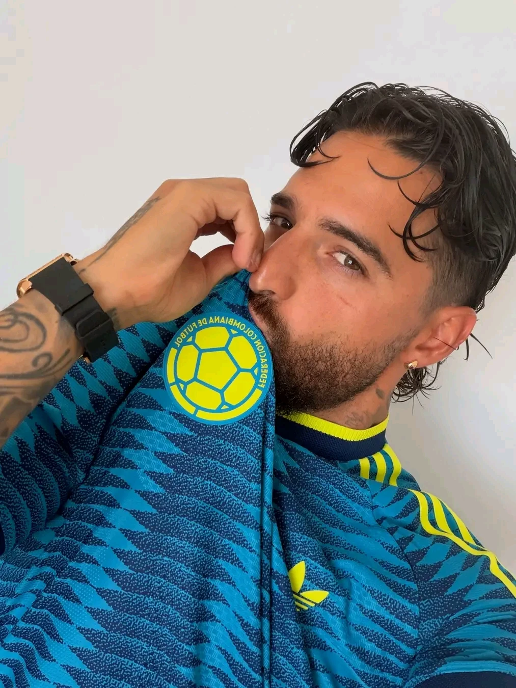 Juan Luis Londoño thumbnail