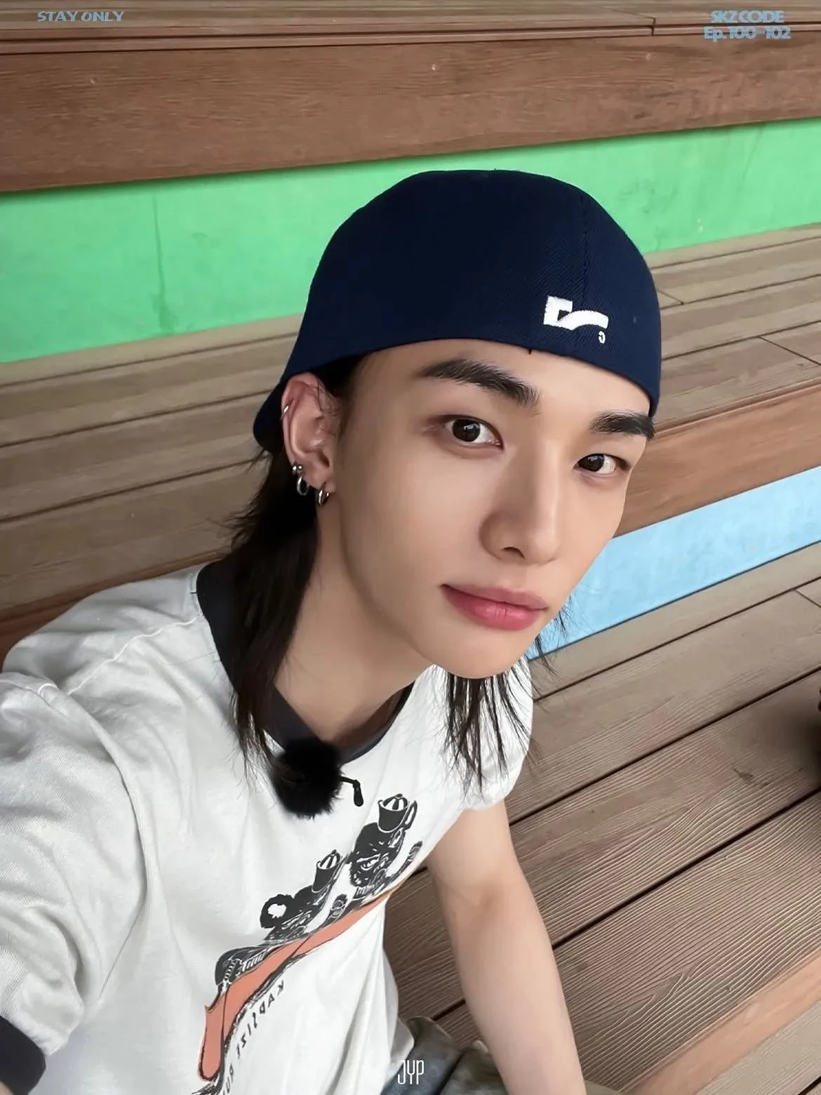 Hwang Hyunjin thumbnail
