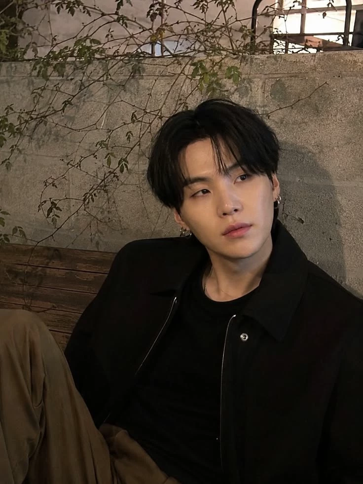 Min Yoongi thumbnail