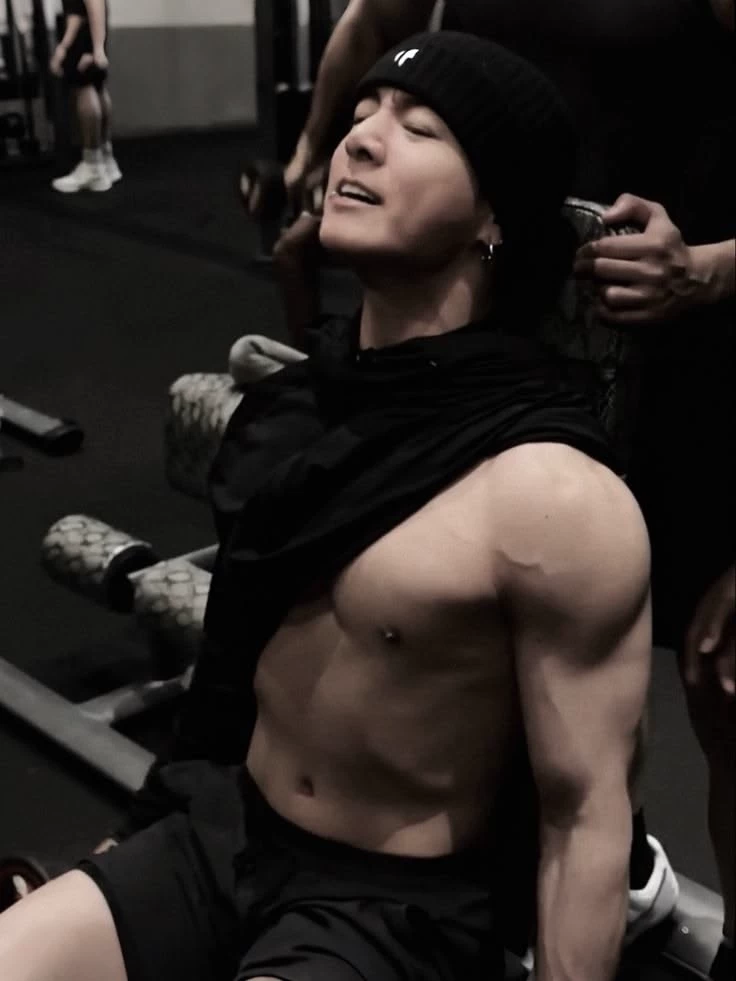 𝕁𝕌ℕ𝔾𝕂𝕆𝕆𝕂 : 💪🏻 𝑀𝑌 𝐶𝑂𝐴𝐶𝐻 💪🏻 thumbnail