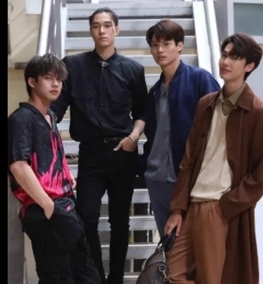 F4 thumbnail