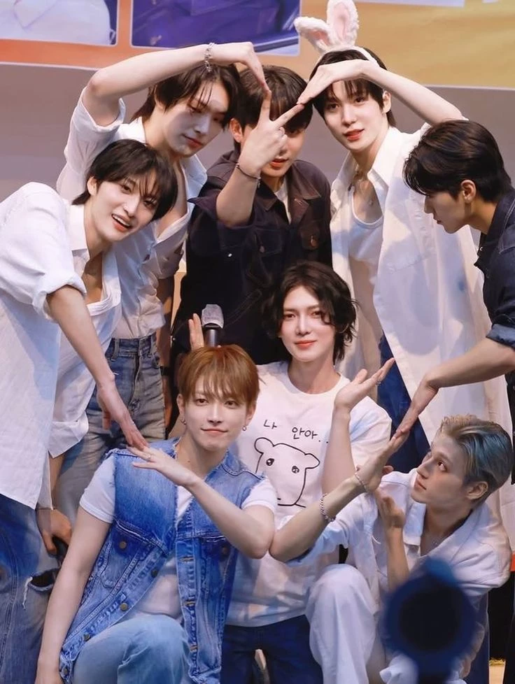 ATEEZ thumbnail
